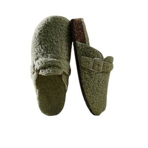 SHEIN Solecia Cozy Green Kids Slip-On Shoes size 8/39